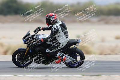 media/May-05-2025-Moto Forza (Mon) [[3c1838c5e5]]/2-B Group/Session 3 (Panning Test Turn 14 Inside)/